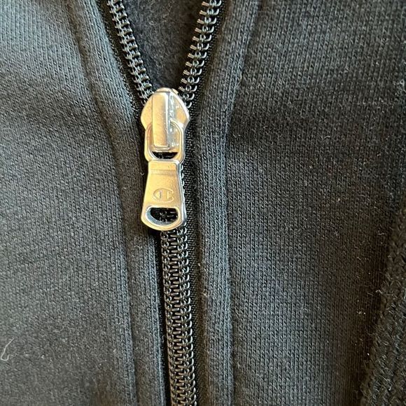 NWT CHAMPION Hoodie in Black - Picture 10 of 11